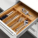 Bamboo Drawer Organizer – Large Expandable Natural Cutlery Tray - Image 4